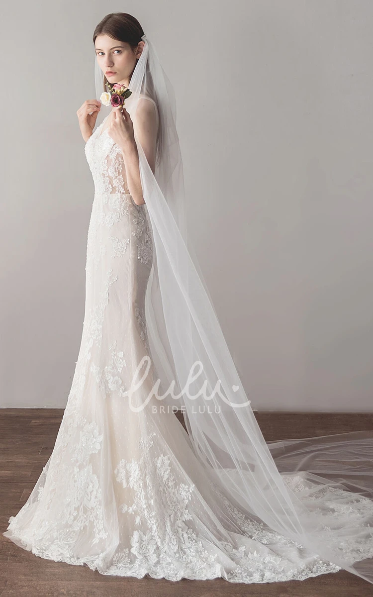 Simple Mermaid Wedding Dress with V-neck and Lace Sleeveless Bridal Gown