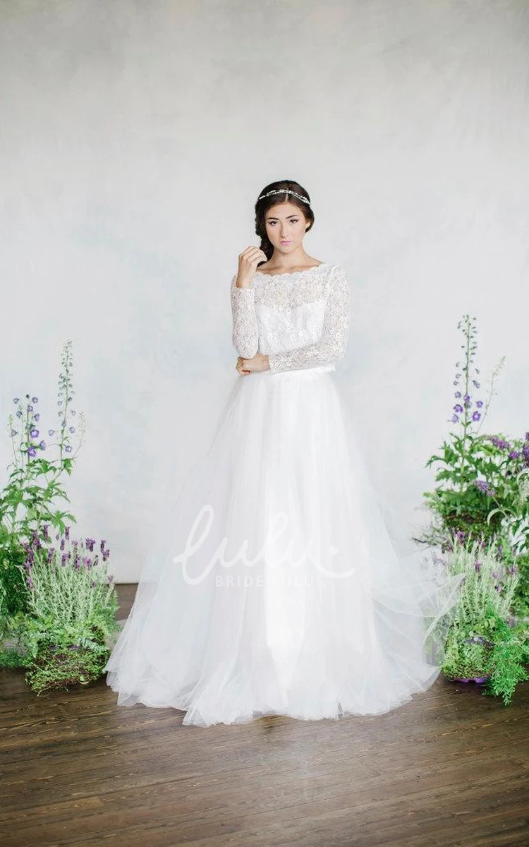 Long Sleeve Buttoned Lace Wedding Dress