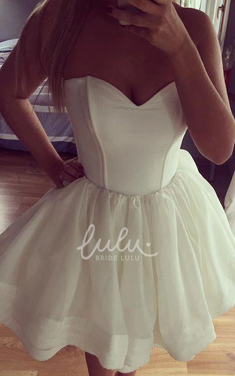 Ball Gown Satin Tulle Strapless Sleeveless Homecoming Dress with Tiers Sexy & Flowy