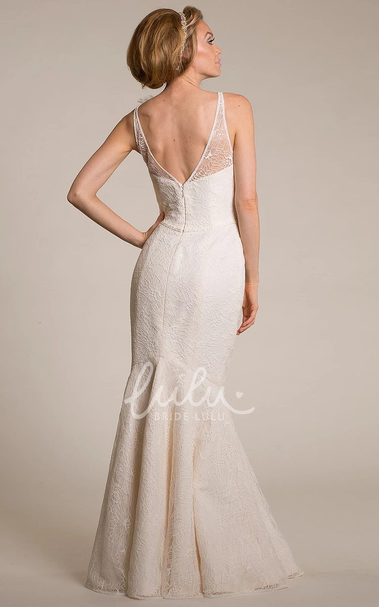 Floral Lace Sheath Wedding Dress with Scoop Neck Elegant Bridal Gown