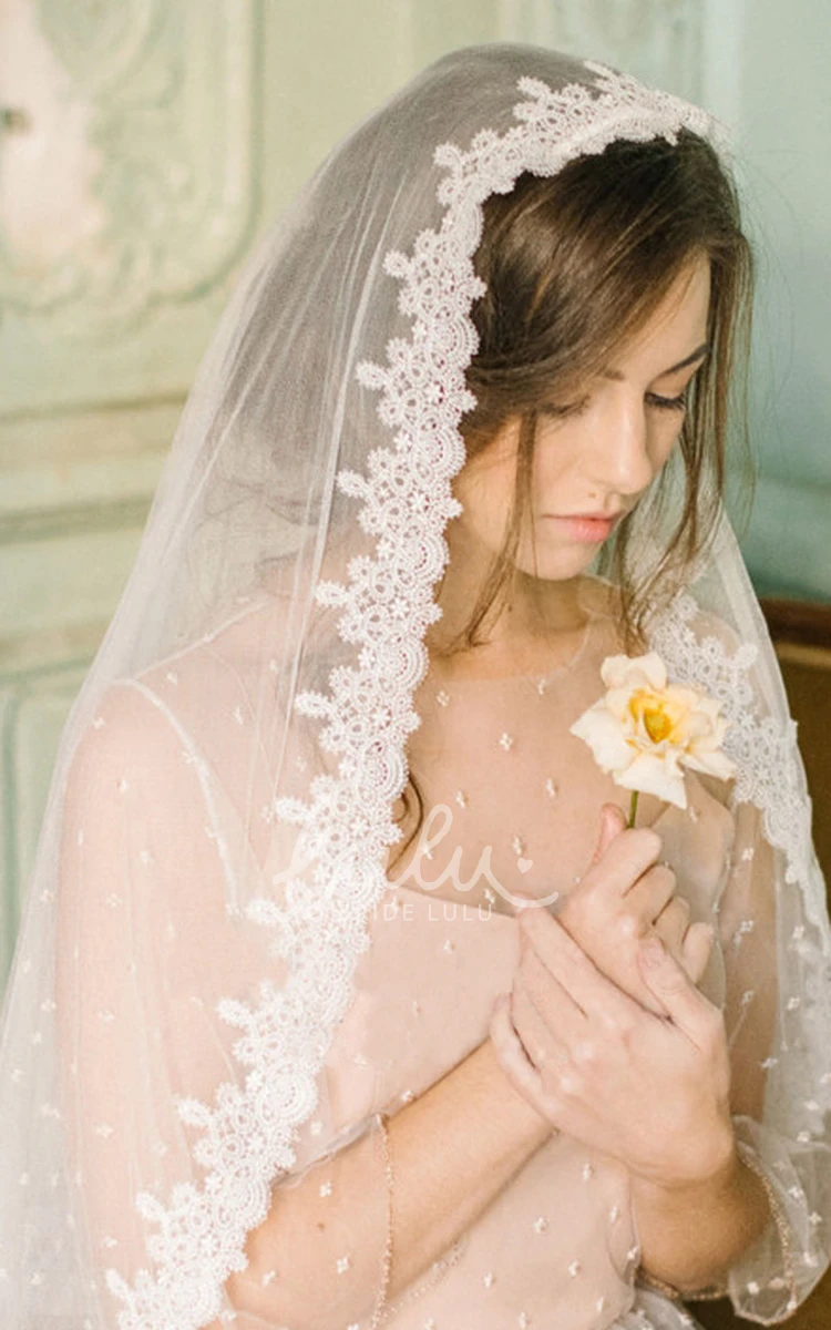 Romantic Tulle Wedding Veil Lace Edge