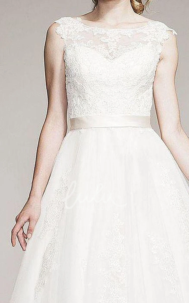 Lace Appliqued A-Line Wedding Dress with Bateau-Neck and Floor-Length