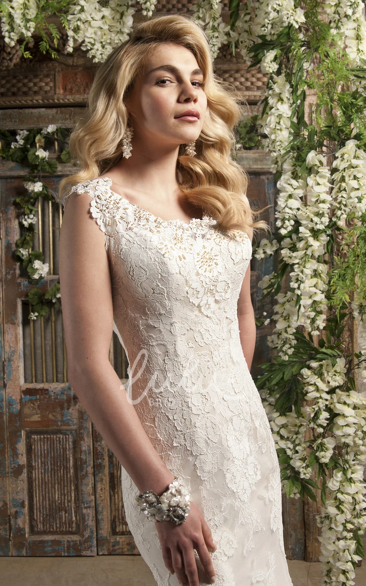 Lace Mermaid Wedding Dress with Scoop Neck and Chapel Train Elegant Bridal Gown