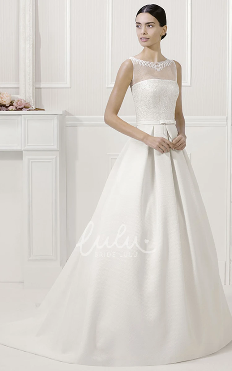 Taffeta Bridal Gown with Leaf-Applique Neck Belt and Sheath Style