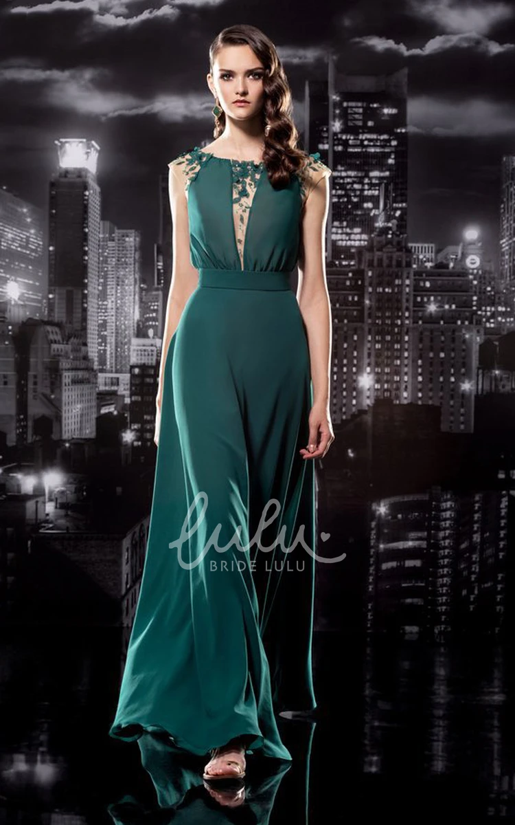 Scoop-Neck Sheath Jersey Formal Dress with Appliques and Bow