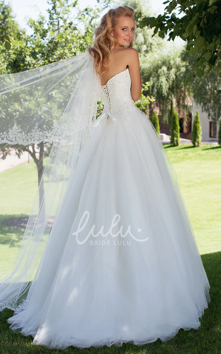 Sleeveless Tulle Wedding Dress with Sweetheart Neckline Maxi Ball Gown