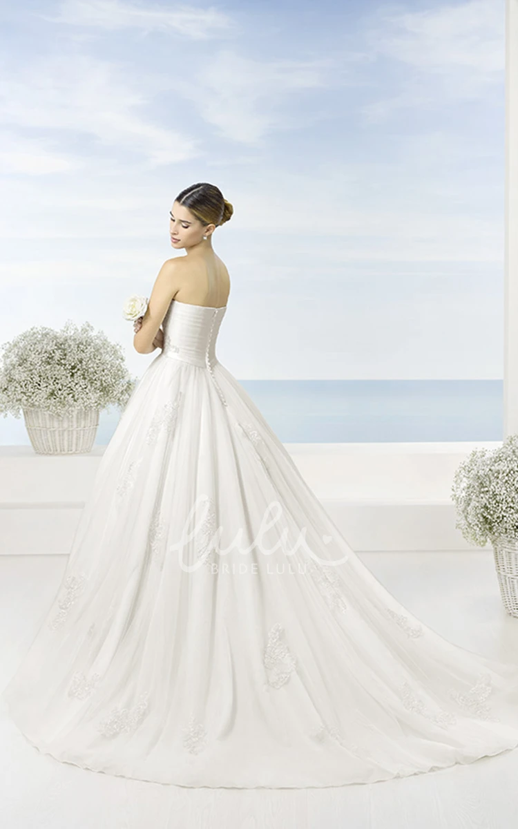 Sweetheart A-Line Tulle Wedding Dress with Criss Cross and Court Train Unique Bridal Gown
