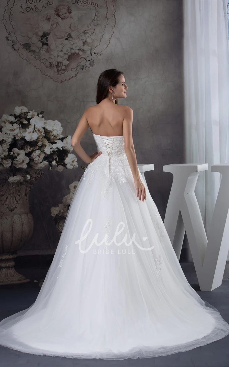 Tulle Ball Gown Wedding Dress with Appliques Sweetheart A-Line