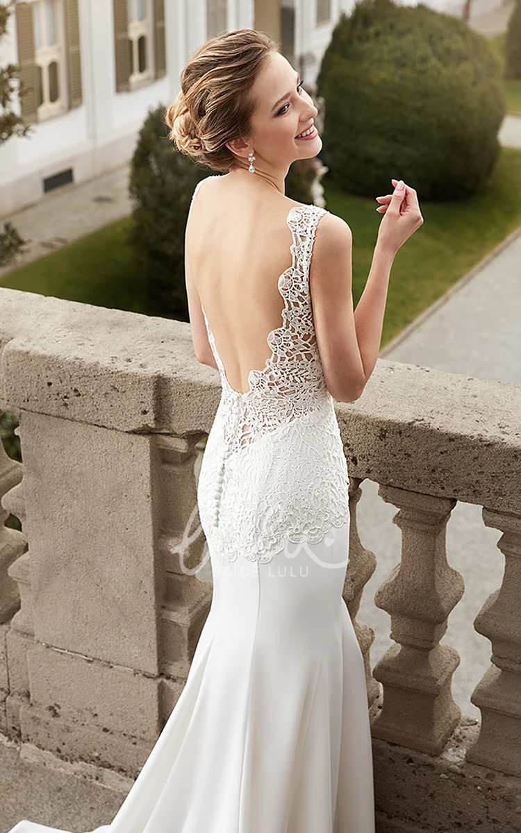 Sheath Lace Wedding Dress with Scoop-Neck and Long Sleeves