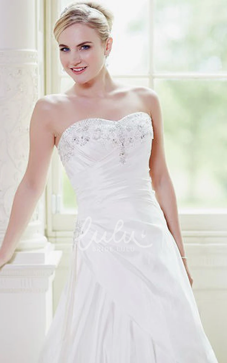 A-Line Taffeta Ruched Wedding Dress with Sweetheart Neckline