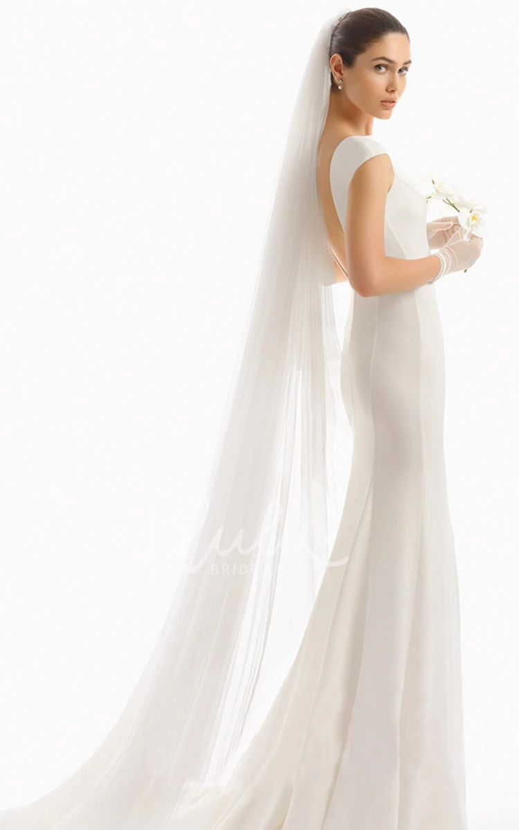 Soft Bridal Veil with Hair Comb for Simple Sophistication