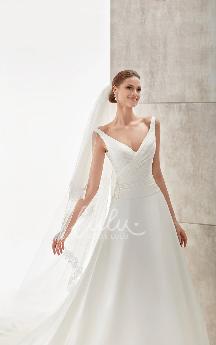 Satin Sweetheart Wedding Dress with Side Appliques and Brush Train Modern Bridal Gown