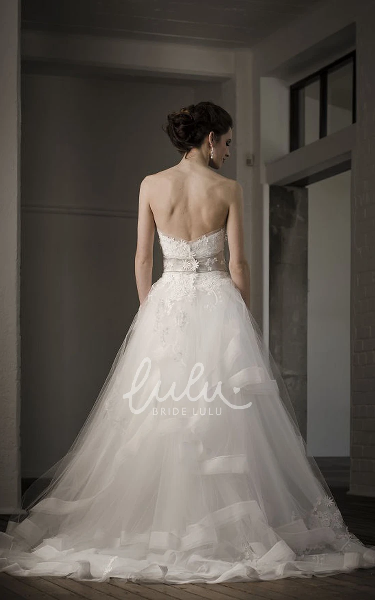 Appliqued Tulle Sweetheart Wedding Dress with Sweep Train Flowy Bridal Gown