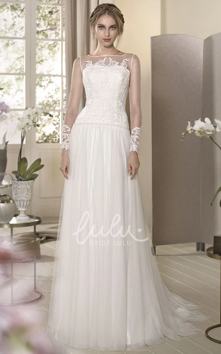 Long-Sleeve Appliqued Tulle Sheath Wedding Dress