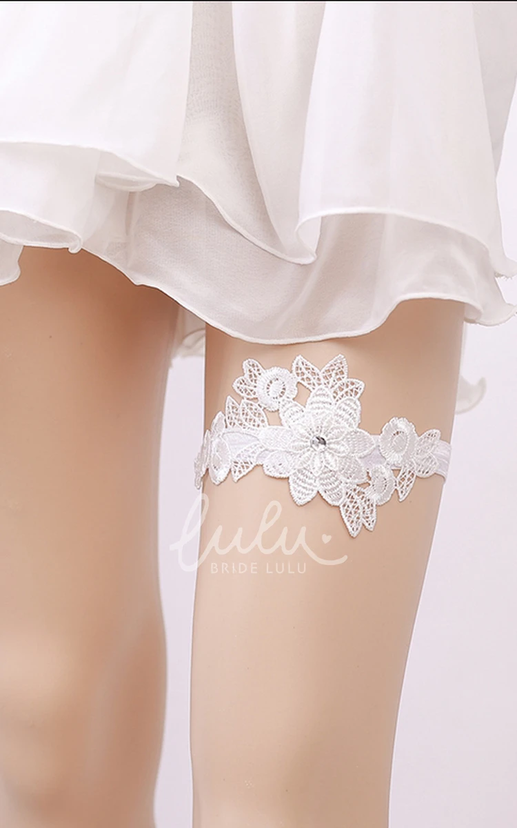 Fresh Lace Flowers Western Style Bridal Garter for Women
