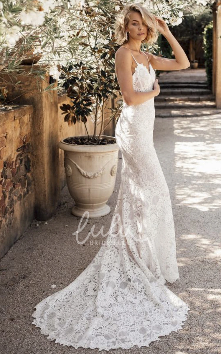 Simple Lace Bridal Gown with Court Train and Trumpet Sleeves