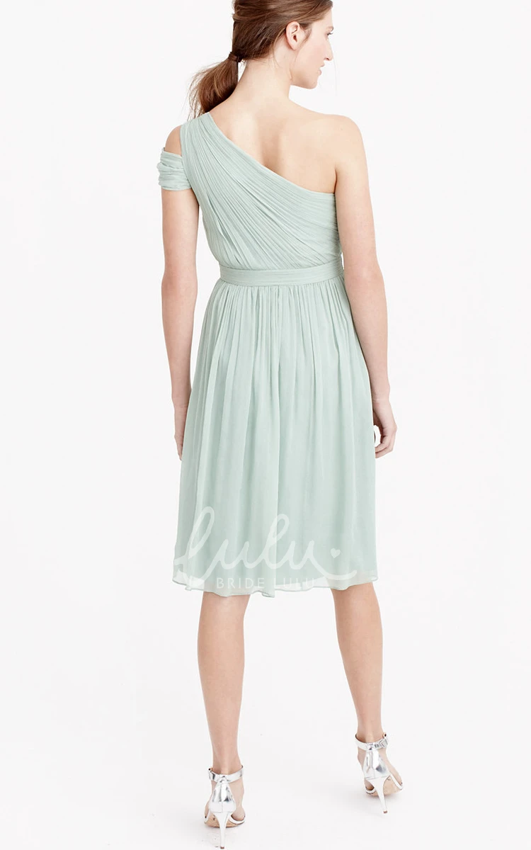 One-Shoulder Sleeveless Chiffon Bridesmaid Dress with Ruched Detail Knee-Length