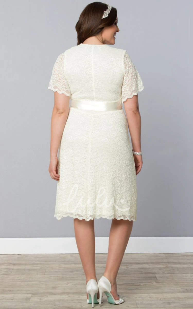 Knee-Length Lace Dress with Short Sleeves and Ribbon Elegant Wedding Dress