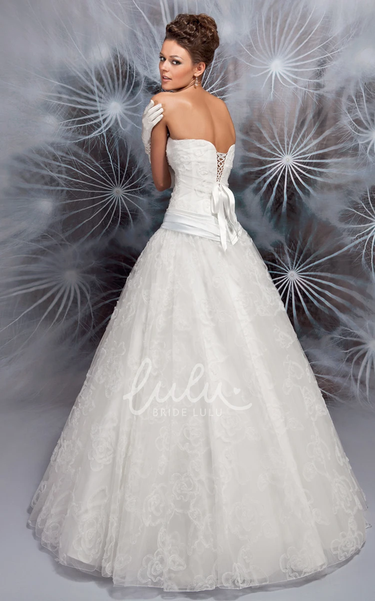 Lace-Up Back Ball-Gown Wedding Dress with Bowed Detail and Floor-Length Train