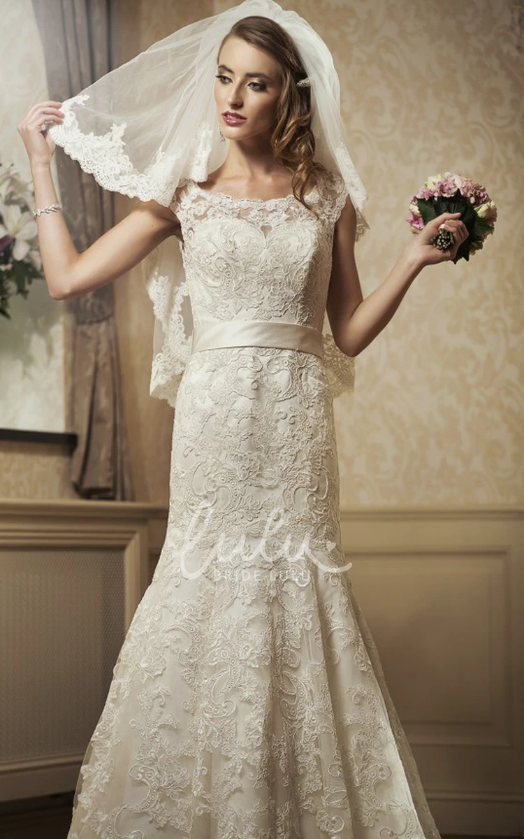 Sleeveless Lace Sheath Wedding Dress with Bow and Court Train