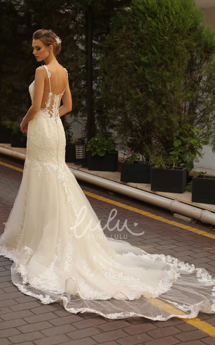 Romantic Mermaid Tulle Court Train Wedding Dress with Appliques Classic & Elegant
