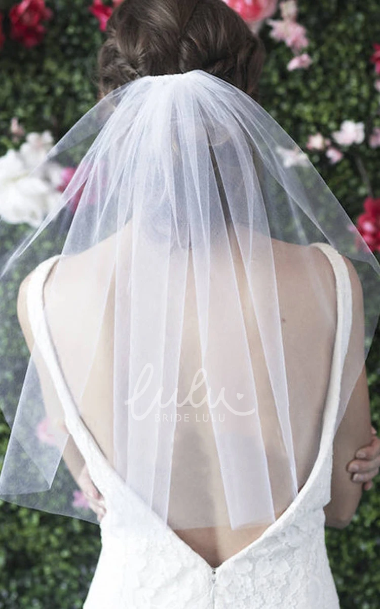 Short Single Layer Wedding Veil with Comb Elegant Bridal Accessory