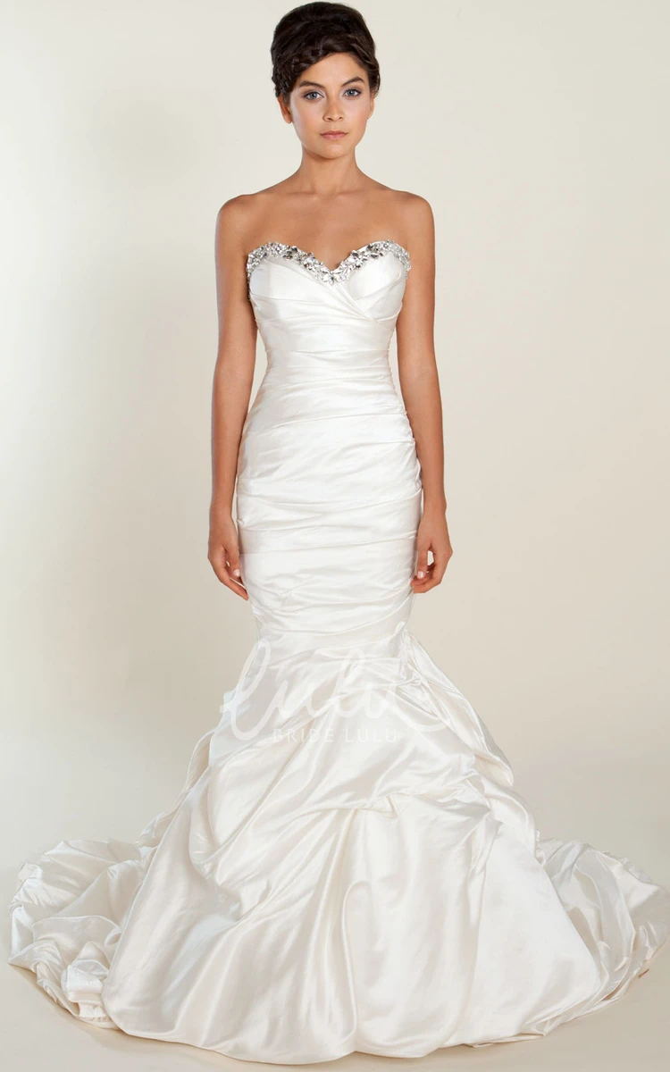 Beaded Sweetheart Satin Mermaid Wedding Dress with Sleeveless Style