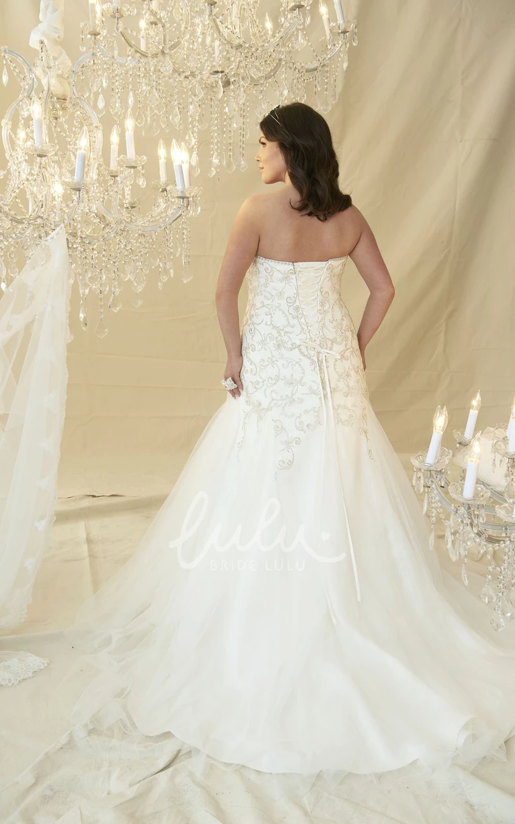 Sweetheart Tulle A-Line Plus Size Wedding Dress with Crystal Detailing Beach Wedding Gown