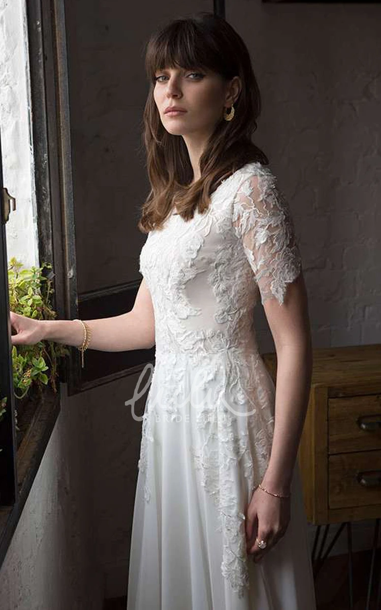 Romantic Lace A Line Wedding Dress with Appliques and Short Sleeves Elegant Bridal Gown