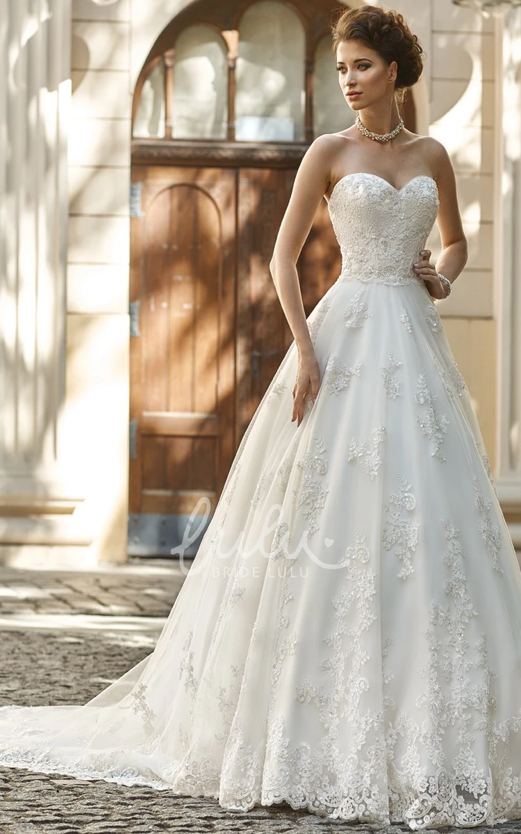 Sleeveless A-Line Wedding Dress with Sweetheart & Appliqued Lace
