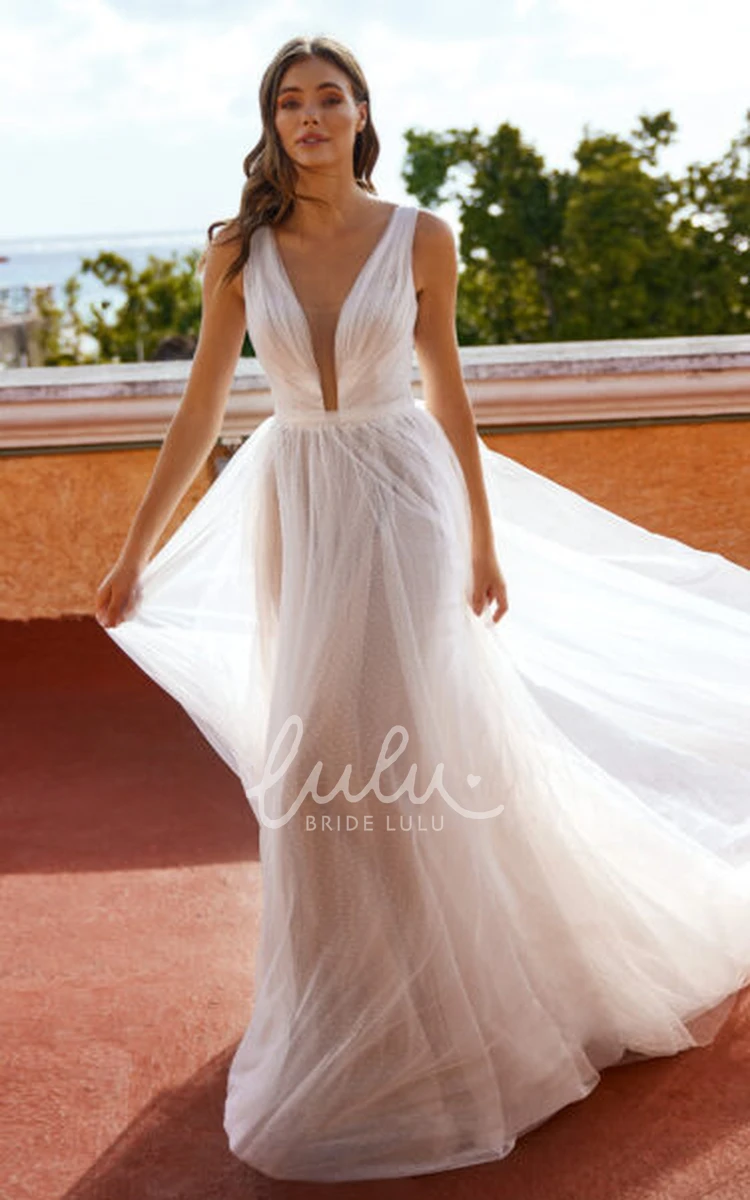 Boho Country A-Line Tulle Wedding Dress with Keyhole Plunging Neckline Bridal Gown