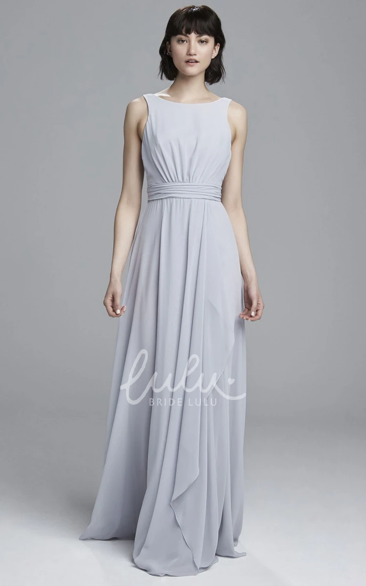 Sleeveless Chiffon Bridesmaid Dress with Scoop Neck and Ruched Detail Knee-Length