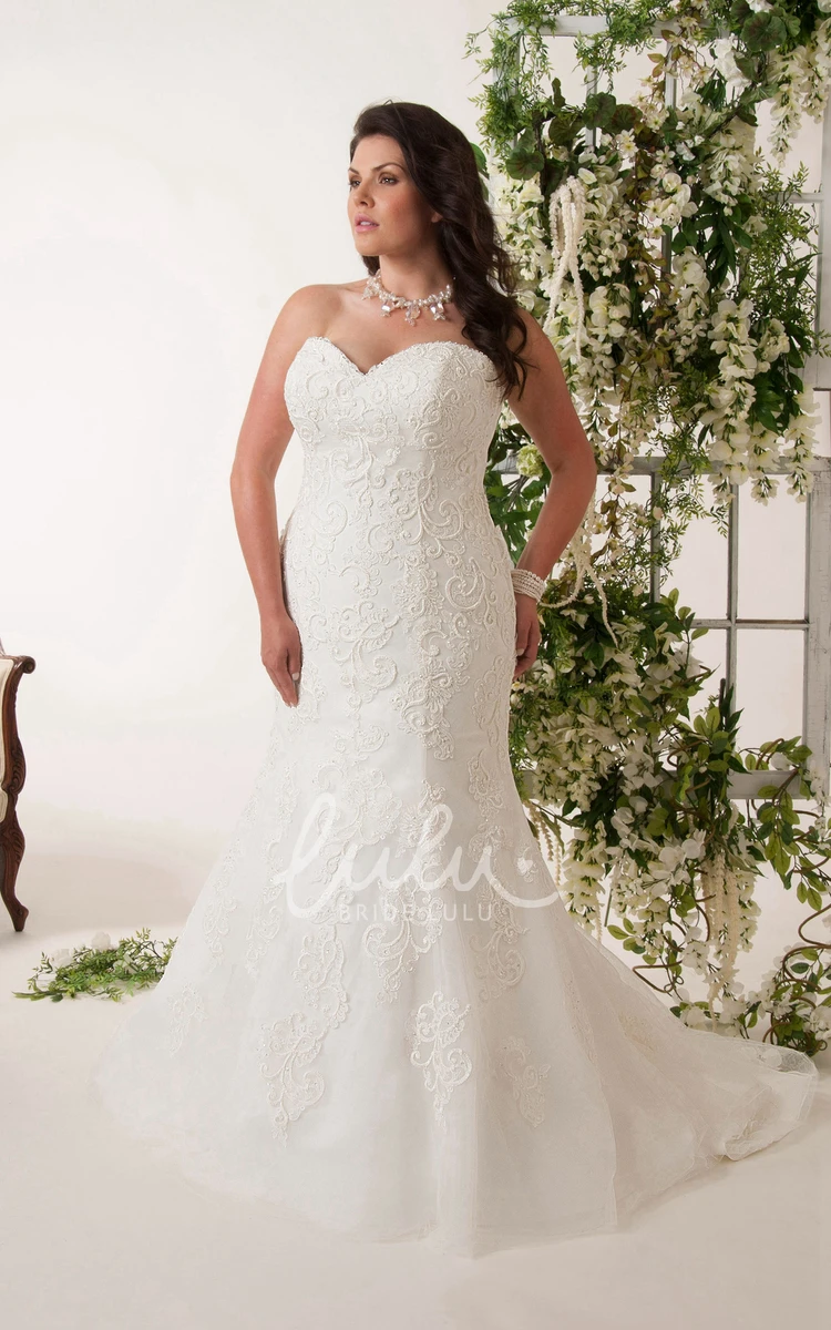 Trumpet Wedding Dress with Sweetheart Neckline and Applique Details