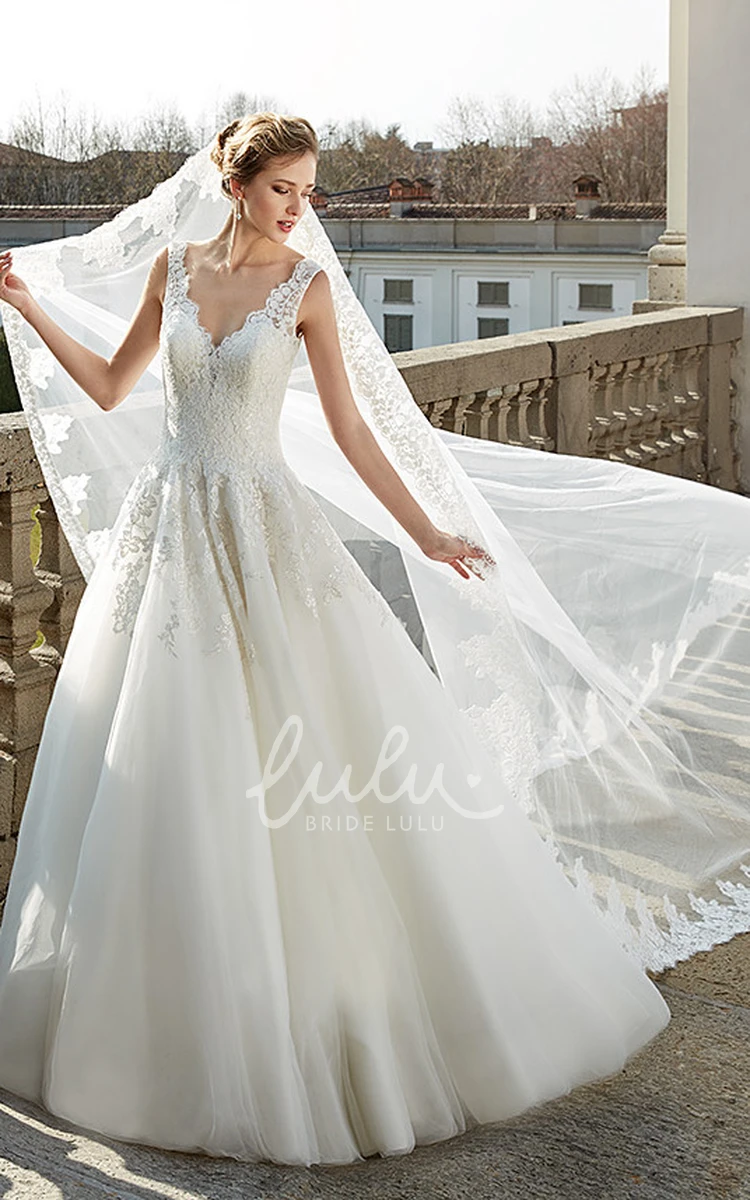 Tulle Ball Gown V-Neck Sleeveless Wedding Dress with Appliques